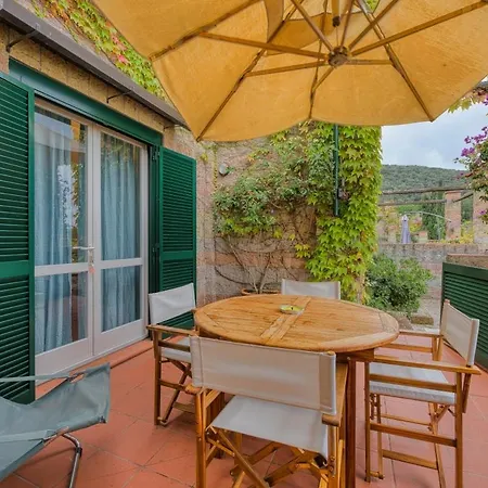 Trilocale Sant'anna Vicolo Del Mughetto - Goelba Holiday home Bagnaia (Livorno)